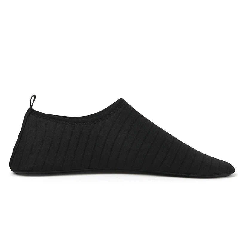 Unisex Aqua Shoes – Quick-Dry Barefoot Water Sports & Beach Footwear
